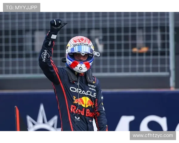 F1赛季激烈角逐：车手们为总冠军展开最后冲刺，红牛与梅赛德斯争锋不断