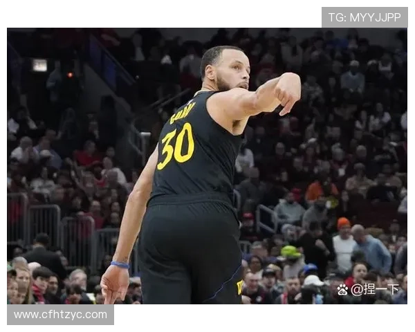 勇士队宣布库里因伤缺席赛季首战，球队备战受挑战