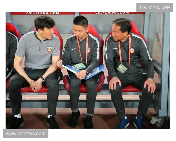 奥尔德姆俱乐部最新动态解析新赛季战略与球队前景展望发展路径